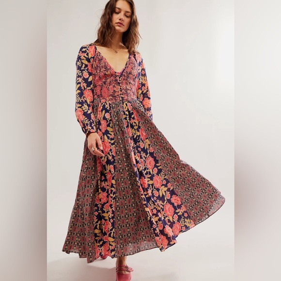 Free People Dresses & Skirts - ❤️Free People A New Way Floral Maxi Dess